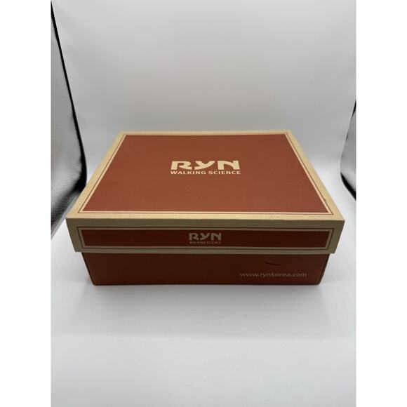 Ryn Walking Science White Pink Womens Shoes Size 6 KOR 230 *New - Picture 2 of 16